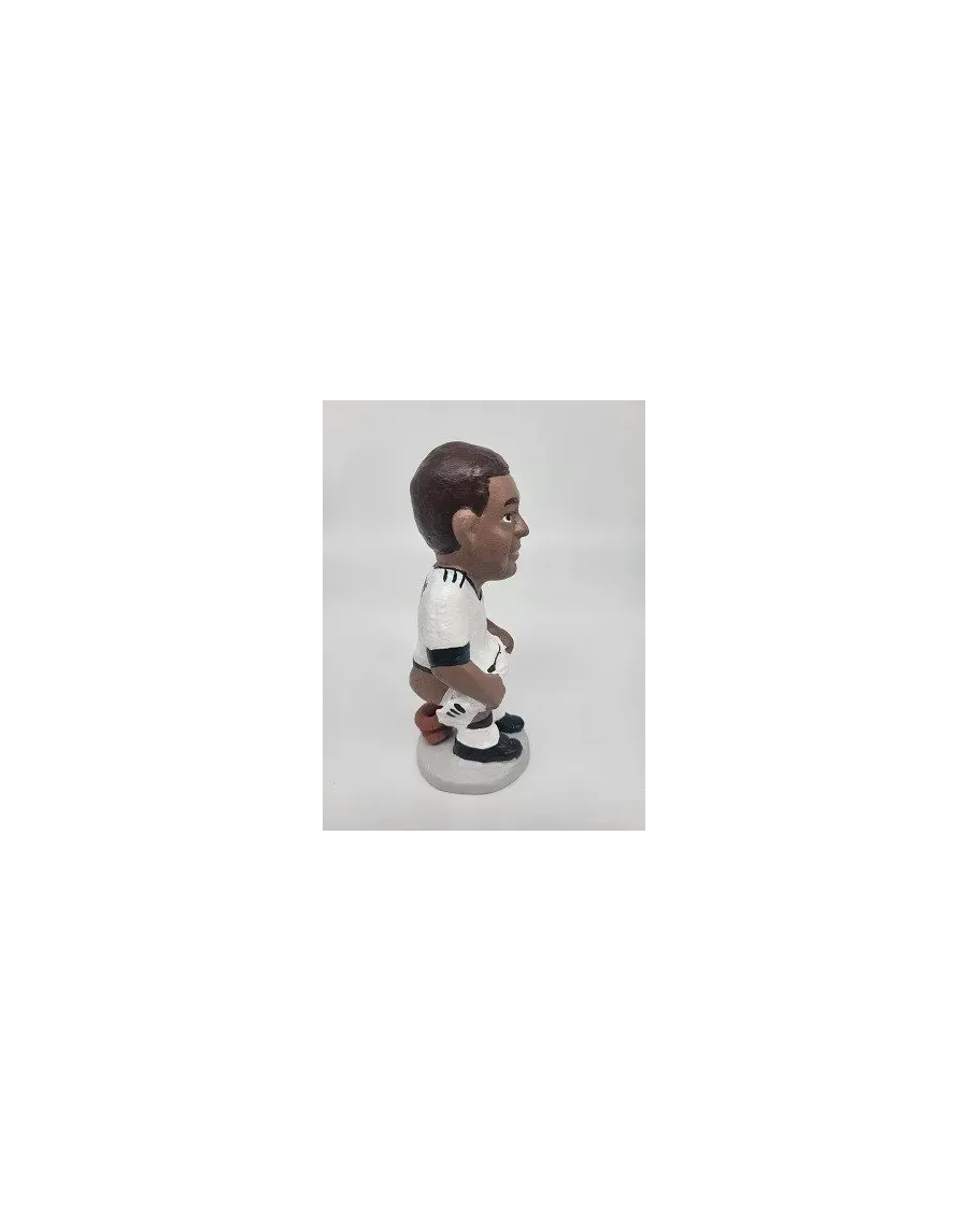 Compra tu Caganer de Kylian Mbappé - Calidad Artesanal y Tradicional