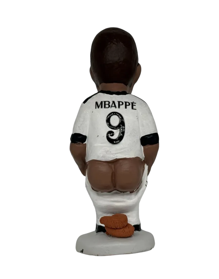 Compra tu Caganer de Kylian Mbappé - Calidad Artesanal y Tradicional