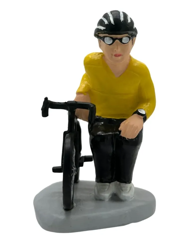 Figura Ciclista con Bicicleta de Alta Calidad - Compra Ahora
