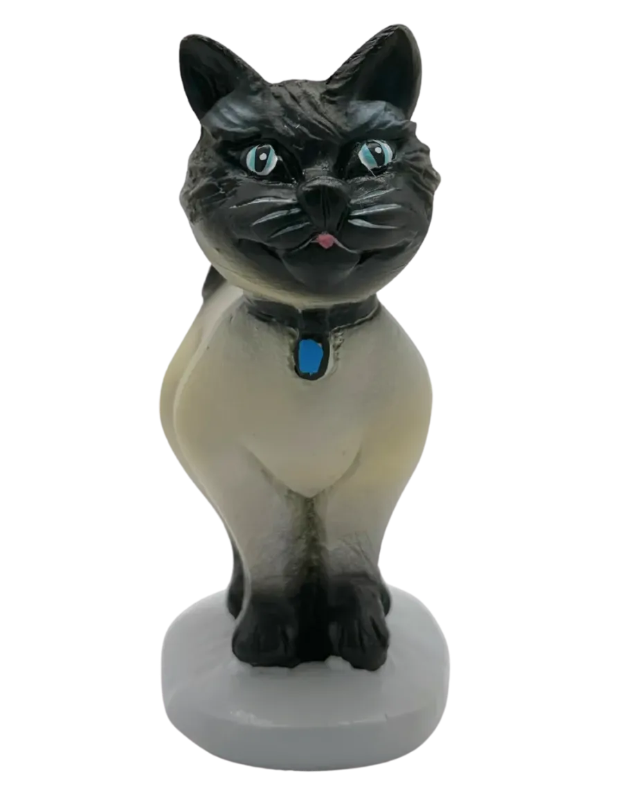 Cat. Soft mystery and everyday elegance