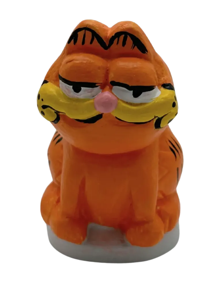 High-Quality Garfield Caganer Figure - Buy Now