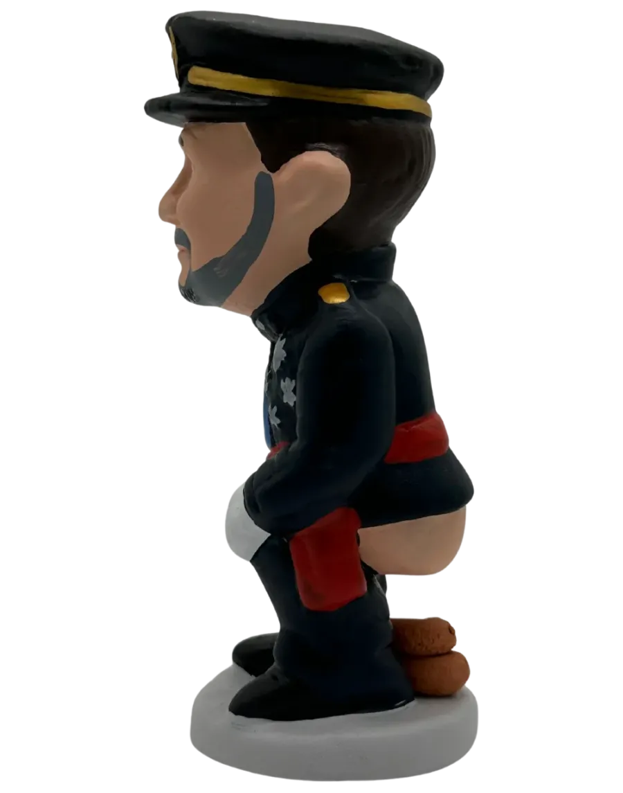 High-Quality Rei Felip VI Caganer Figure - Buy Now
